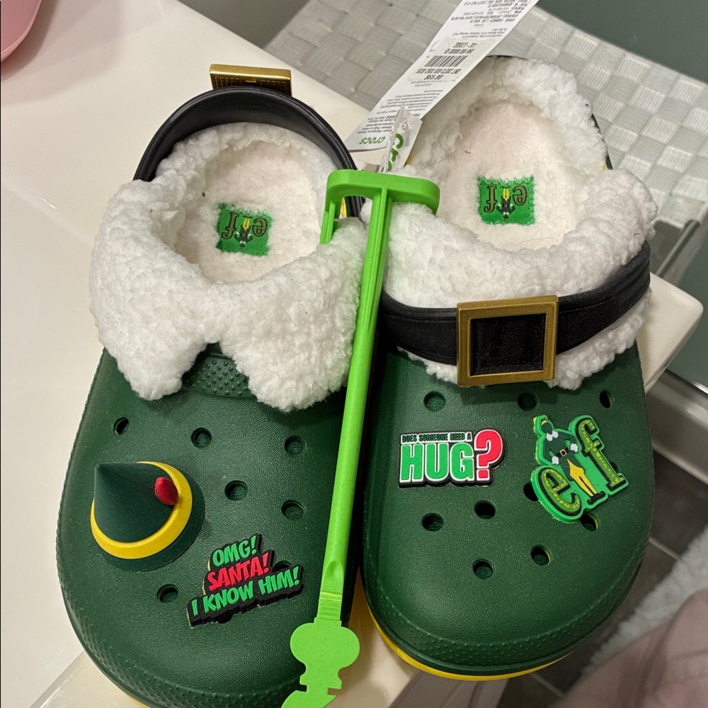 Crocs Kids Green Elf Clog Shoes with Sherpa Lining